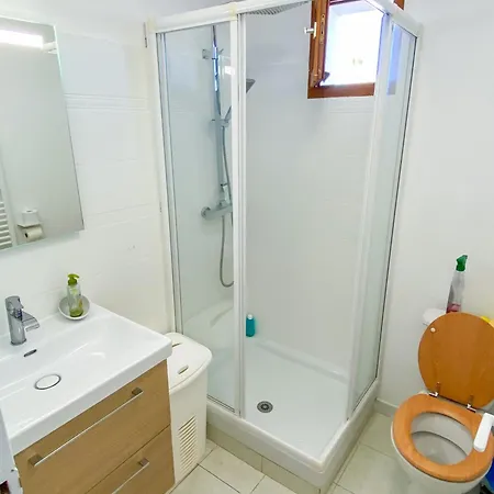 Dydy Haven - Maison De A Plage, Piscine, Et Climatisation * Vias